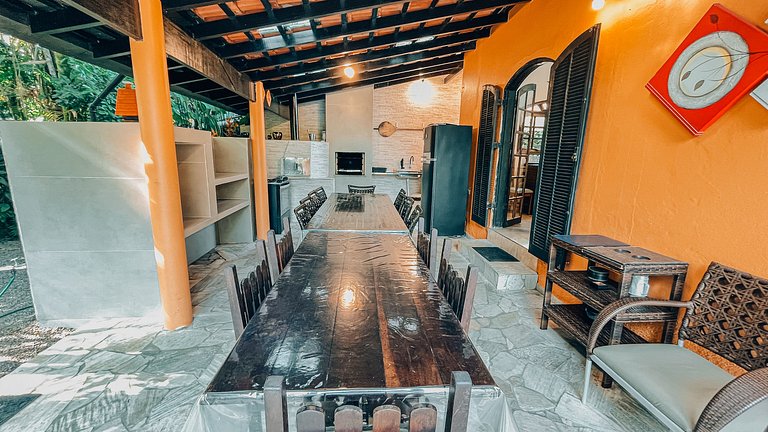 Casa 9926 - Sobrado de esquina com 4 suítes, piscina climati