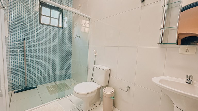 Casa 9926 - Sobrado de esquina com 4 suítes, piscina climati