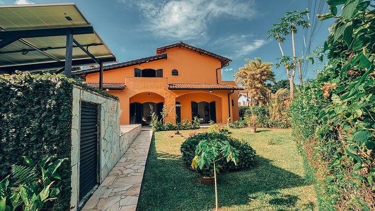 Casa 9926 - Sobrado de esquina com 4 suítes, piscina climati