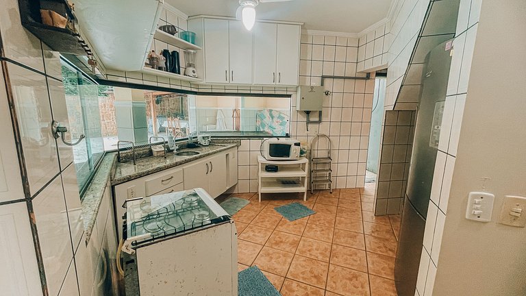 Casa com piscina e 3 suítes | Praia de Guaratuba