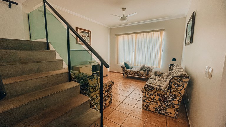 Casa com piscina e 3 suítes | Praia de Guaratuba