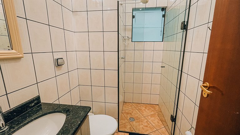 Casa com piscina e 3 suítes | Praia de Guaratuba