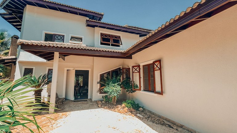 Casa 6125 - Pé na areia para venda e locação de temporada na