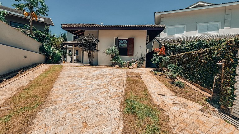 Casa 6125 - Pé na areia para venda e locação de temporada na