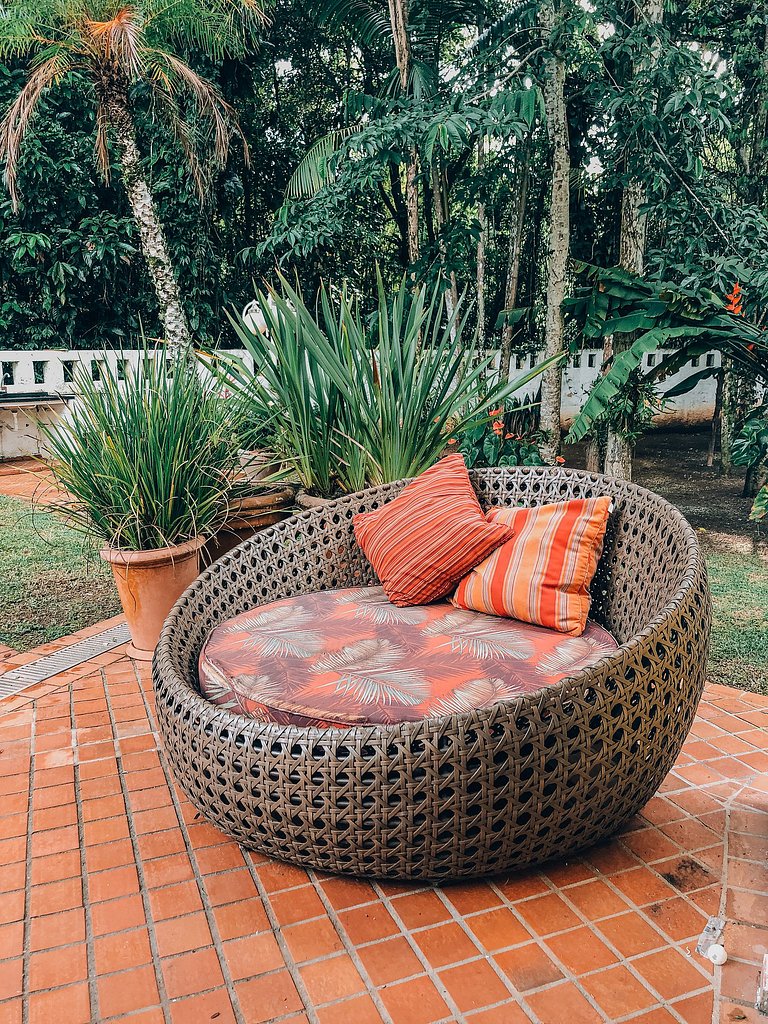 Piscina, muito espaço a 200m da praia