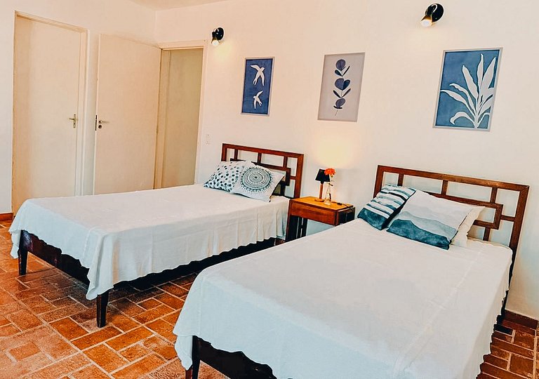 Casa 2522 - 5 quartos com trilha exclusiva para praia