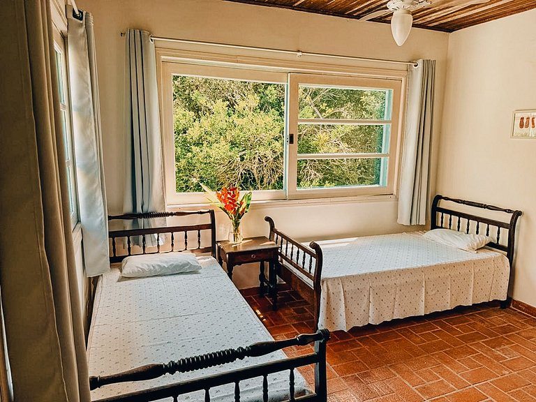 Casa 2522 - 5 quartos com trilha exclusiva para praia