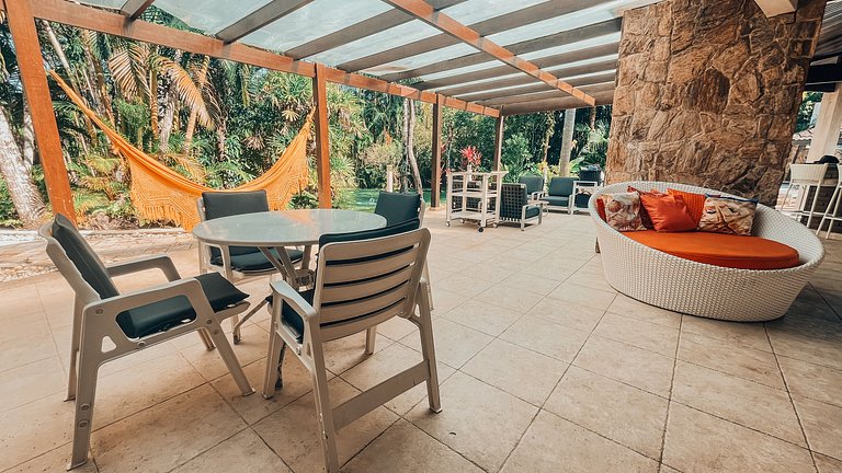 Casa 1726 - Casa com Trilha Exclusiva para a Praia + Área Go