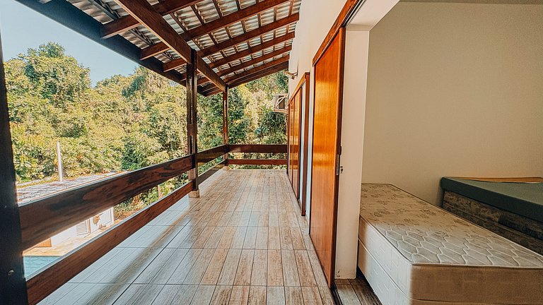 Casa à venda com 4 dormitórios | Guaratuba, Bertioga SP