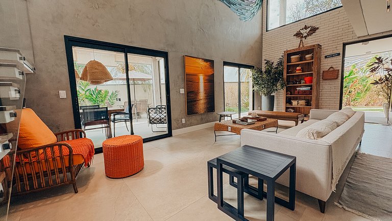 Casa 2426 - Sofisticação entre a natureza, com piscina aquec