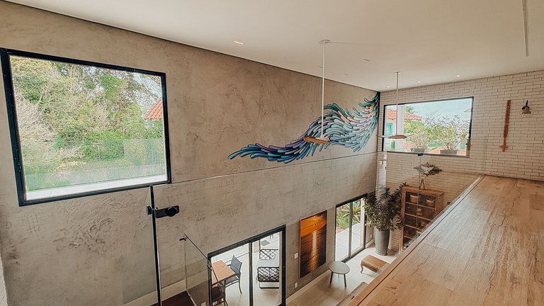 Casa 2426 - Sofisticação entre a natureza, com piscina aquec