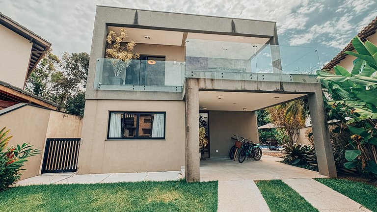 Casa 2426 - Sofisticação entre a natureza, com piscina aquec