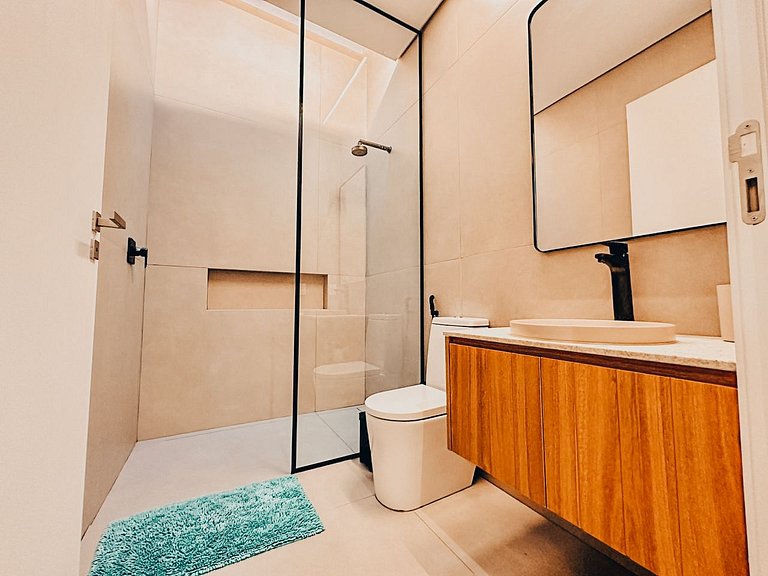Casa 5124 - Novíssima, 5 suítes na melhor localização da Riv