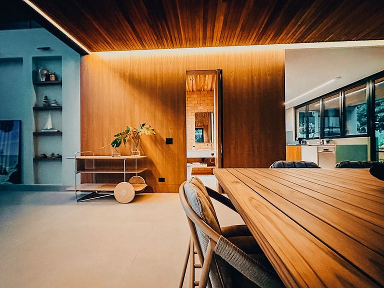Casa 5124 - Novíssima, 5 suítes na melhor localização da Riv