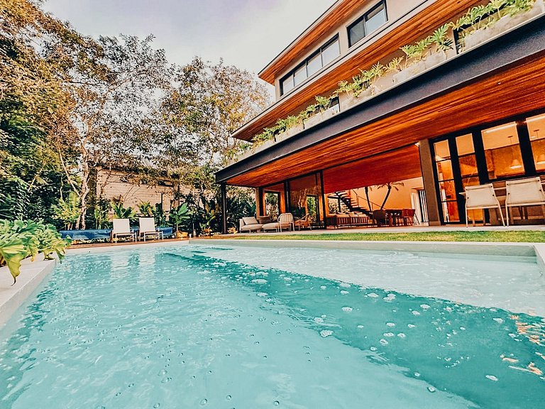 Casa 5124 - Novíssima, 5 suítes na melhor localização da Riv