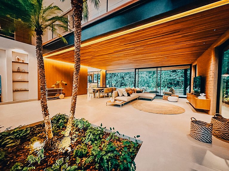 Casa 5124 - Novíssima, 5 suítes na melhor localização da Riv