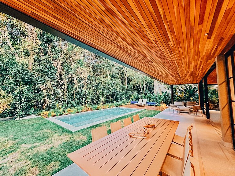Casa 5124 - Novíssima, 5 suítes na melhor localização da Riv