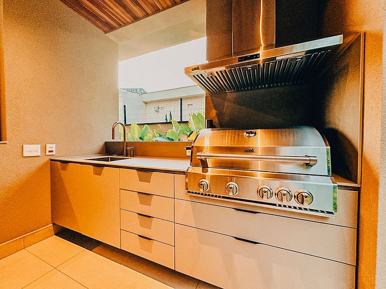Casa 5124 - Novíssima, 5 suítes na melhor localização da Riv