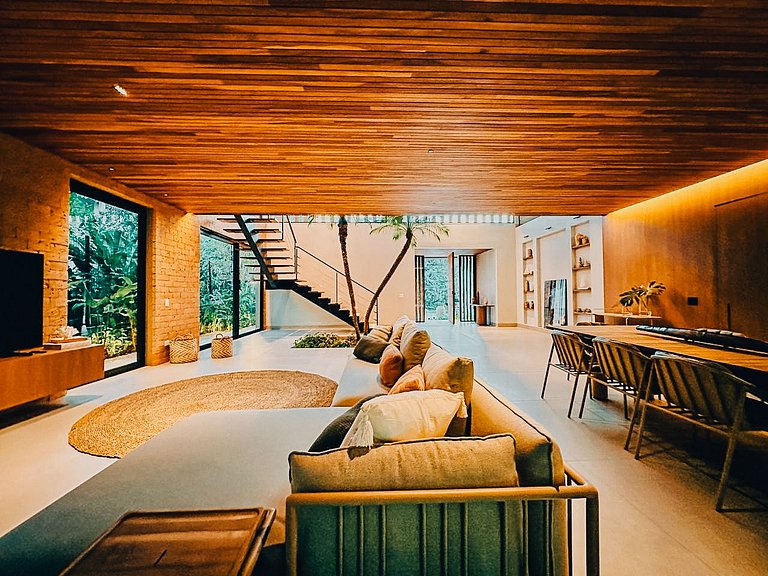 Casa 5124 - Novíssima, 5 suítes na melhor localização da Riv