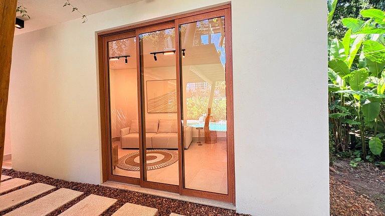 Casa 2526 - Piscina orgânica aquecida e 5 suítes na Riviera