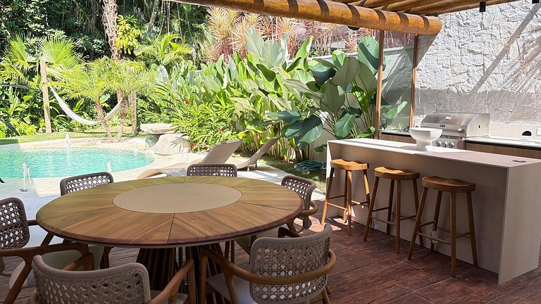 Casa 2526 - Piscina orgânica aquecida e 5 suítes na Riviera