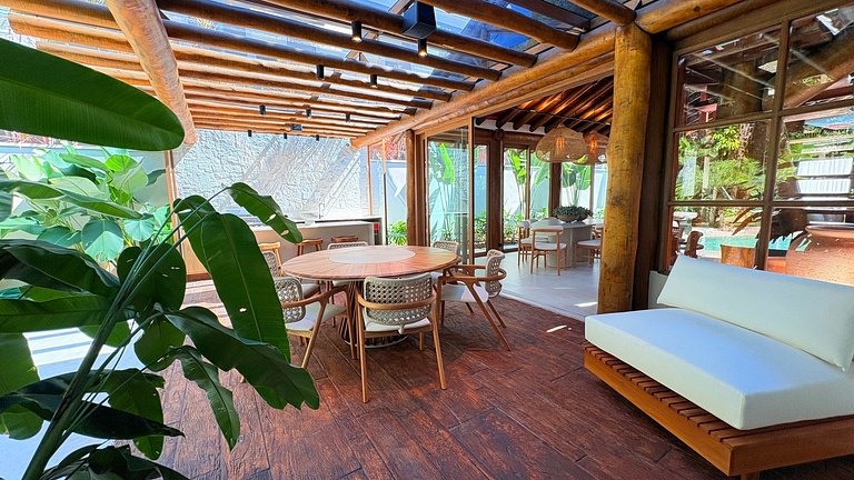 Casa 2526 - Piscina orgânica aquecida e 5 suítes na Riviera