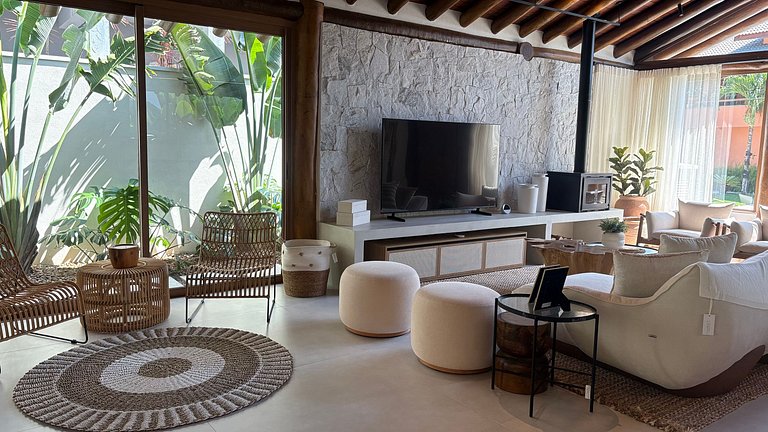 Casa 2526 - Piscina orgânica aquecida e 5 suítes na Riviera