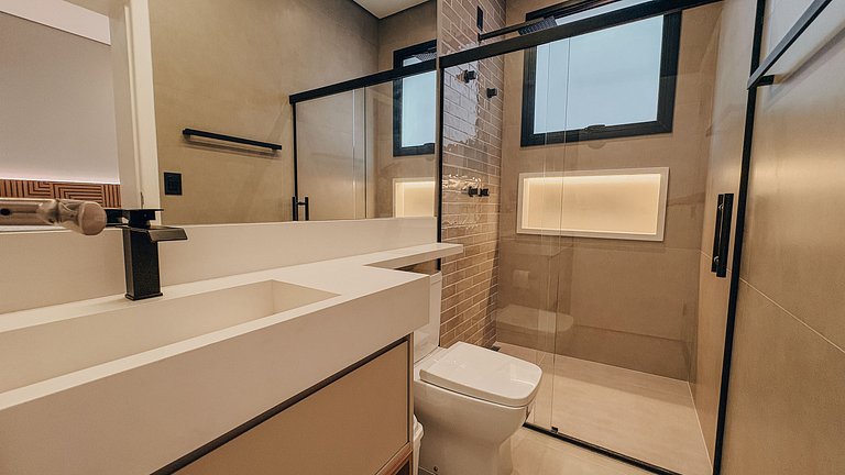 Casa 2026 - Arquitetura contemporânea e acabamentos impecáve