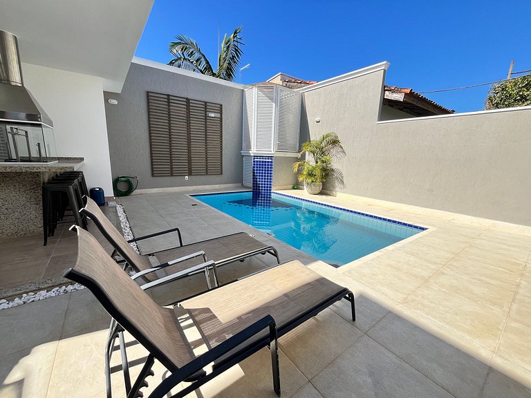 Casa com piscina a 100 m da praia | Praia de Guaratuba