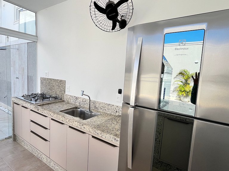 Casa com piscina a 100 m da praia | Praia de Guaratuba