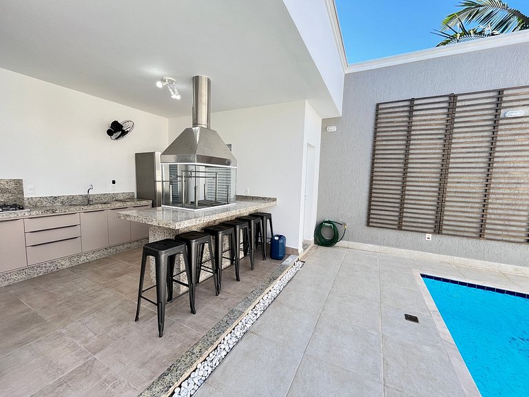 Casa 2826 | Térrea • Até 7 pessoas • Praia de Guaratuba (SP)