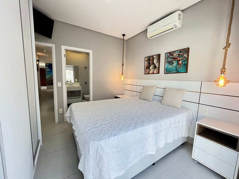 Casa com piscina a 100 m da praia | Praia de Guaratuba