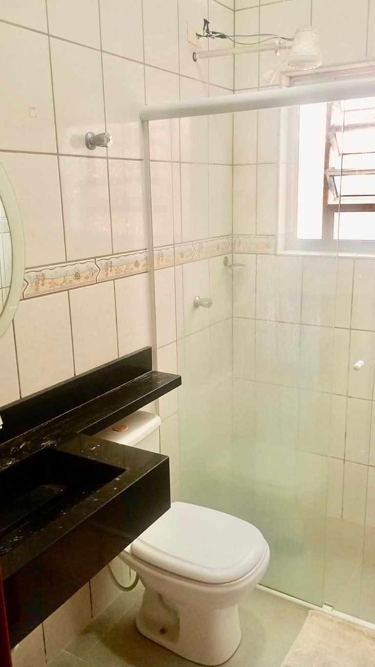 Casa 1626 | 3 dormitórios • 140 m² construídos • Praia de Gu