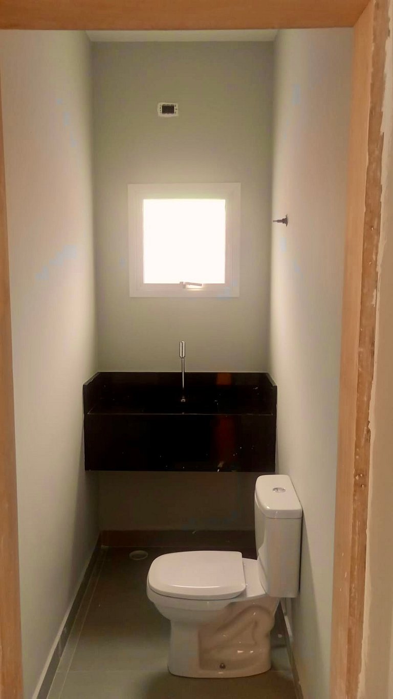Casa 1626 | 3 dormitórios • 140 m² construídos • Praia de Gu