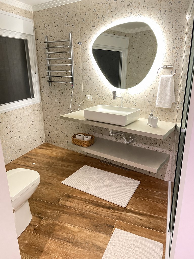 Casa com 4 suítes e piscina | Guaratuba, Bertioga SP