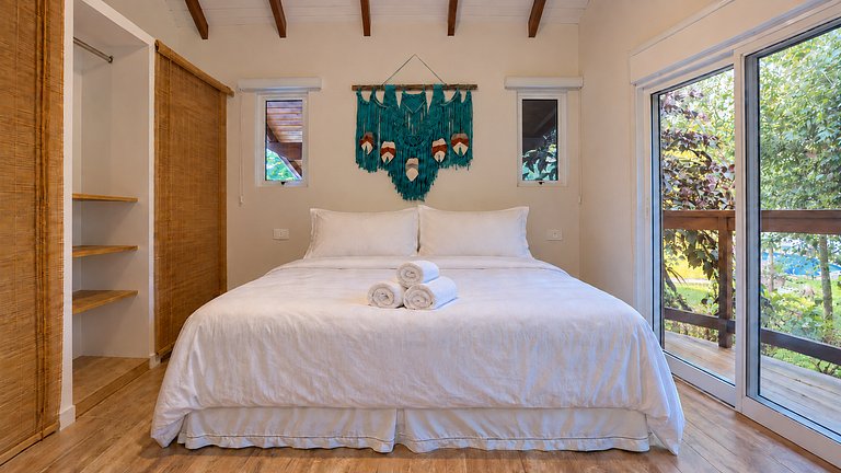 Casa com 4 suítes e piscina | Guaratuba, Bertioga SP