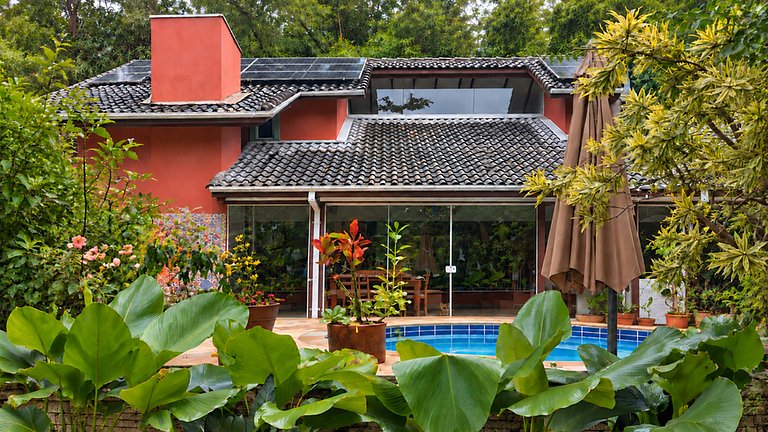 Casa com 4 suítes e piscina | Guaratuba, Bertioga SP