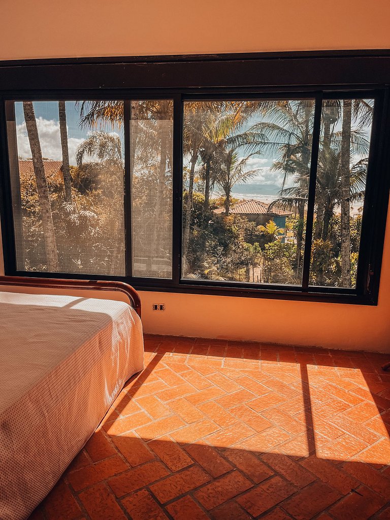 Casa pé na areia com 4 suítes | Guaratuba, Bertioga SP