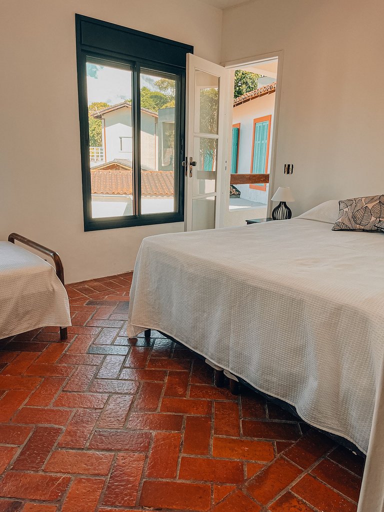 Casa pé na areia com 4 suítes | Guaratuba, Bertioga SP