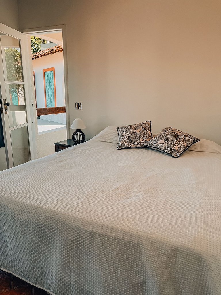 Casa pé na areia com 4 suítes | Guaratuba, Bertioga SP