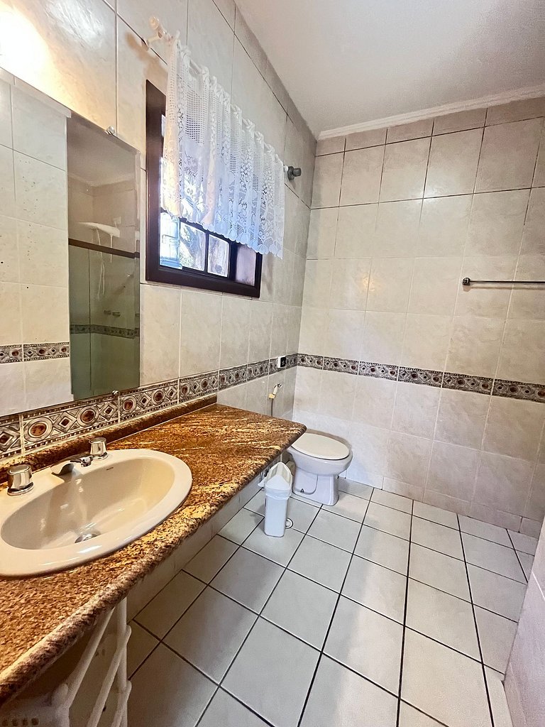 Casa 3326 | 60 m da praia • 5 suítes • Até 12 pessoas • Prai