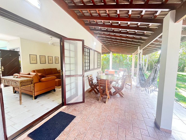 Casa 3326 | 60 m da praia • 5 suítes • Até 12 pessoas • Prai