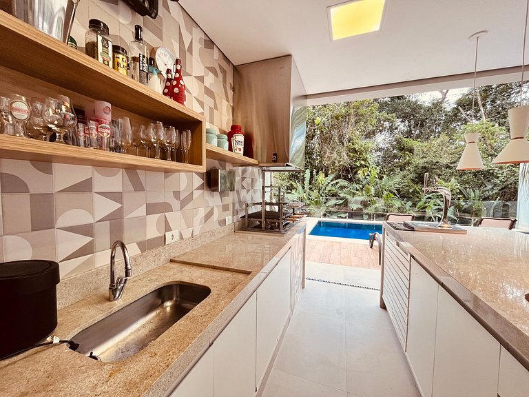 Casa 4226 | Alto padrão • 5 suítes •Mod 24 da Riviera •