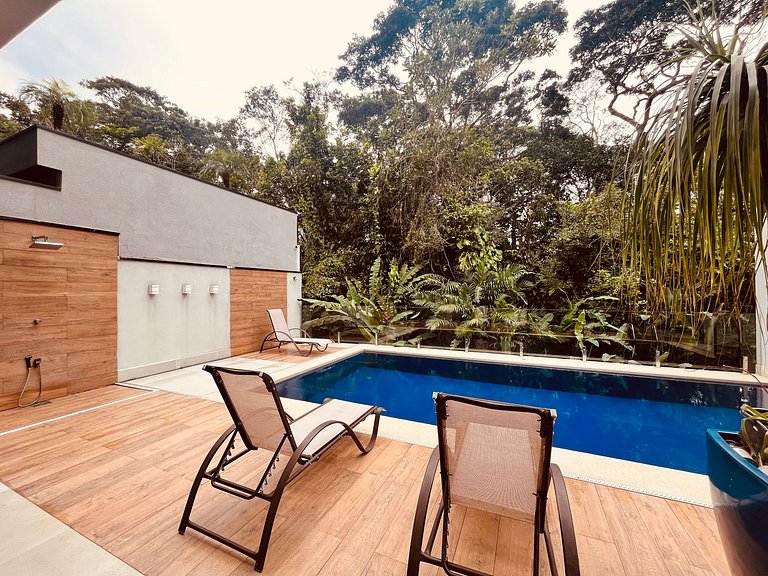 Casa 4226 | • 5 suítes •Piscina aquecida• Até 11 pessoas • R