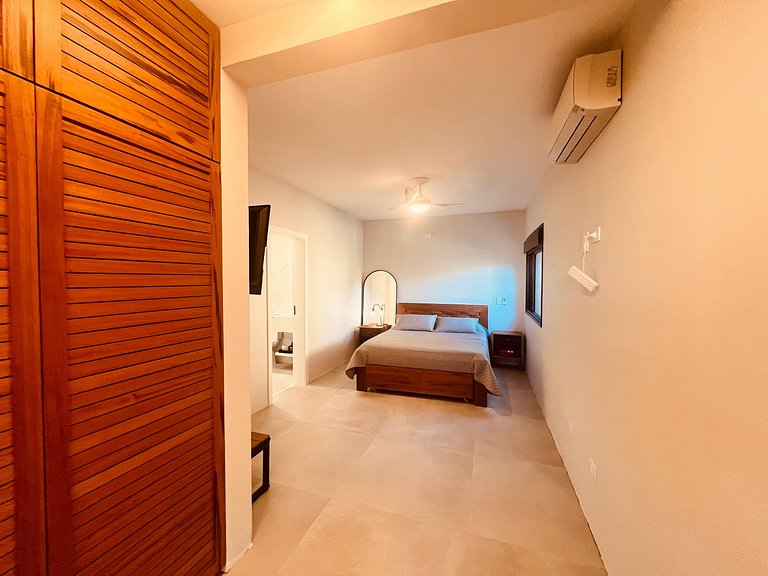 Casa 4426 | 300 m da praia • Piscina aquecida • Até 15 pesso