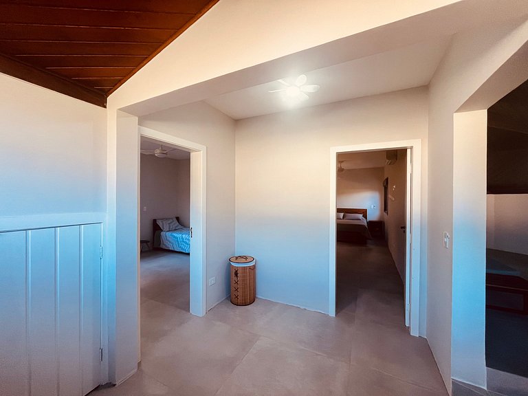 Casa 4426 | 300 m da praia • Piscina aquecida • Até 15 pesso