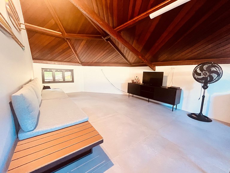 Casa 4426 | 300 m da praia • Piscina aquecida • Até 15 pesso