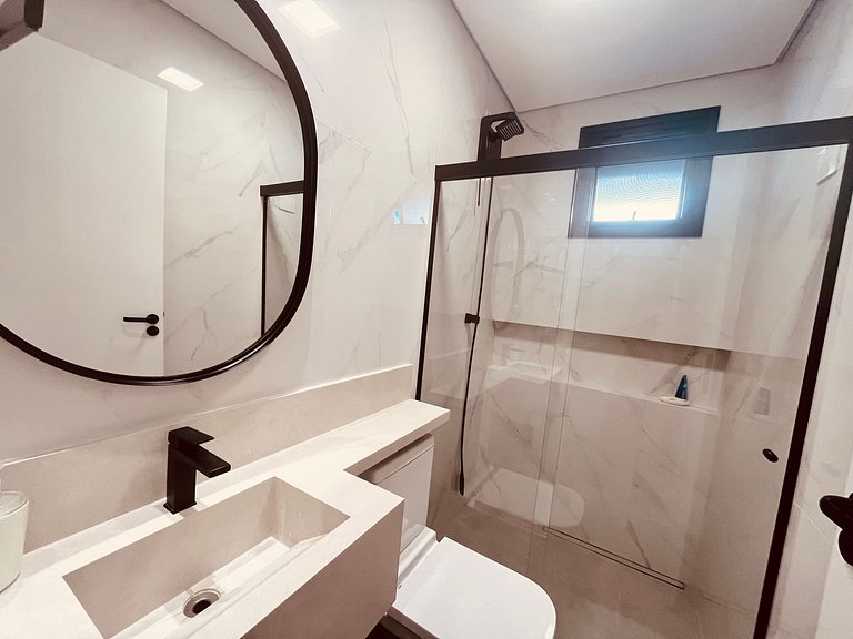 Casa 4426 | 300 m da praia • Piscina aquecida • Até 15 pesso